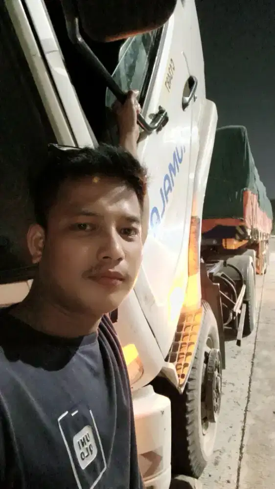 Mencari pekerjaan sebagai driver sopir