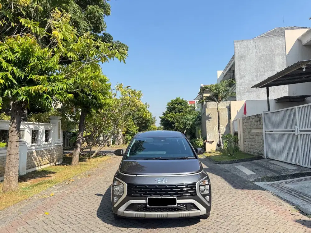 Hyundai Stargazer 1.5 Prime Matic 2023 PMK 2024 Grey Plat L