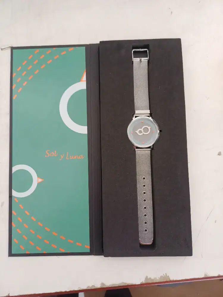 JAM TANGAN KOLEKSI