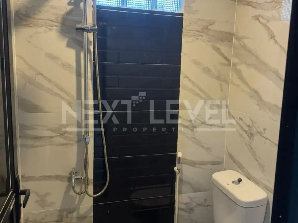 Dijual rumah di griya Amerta regency Surabaya timur