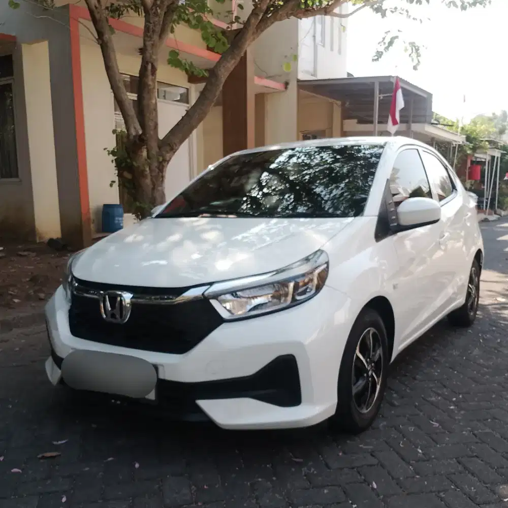 Brio E CVT Tahun 2023