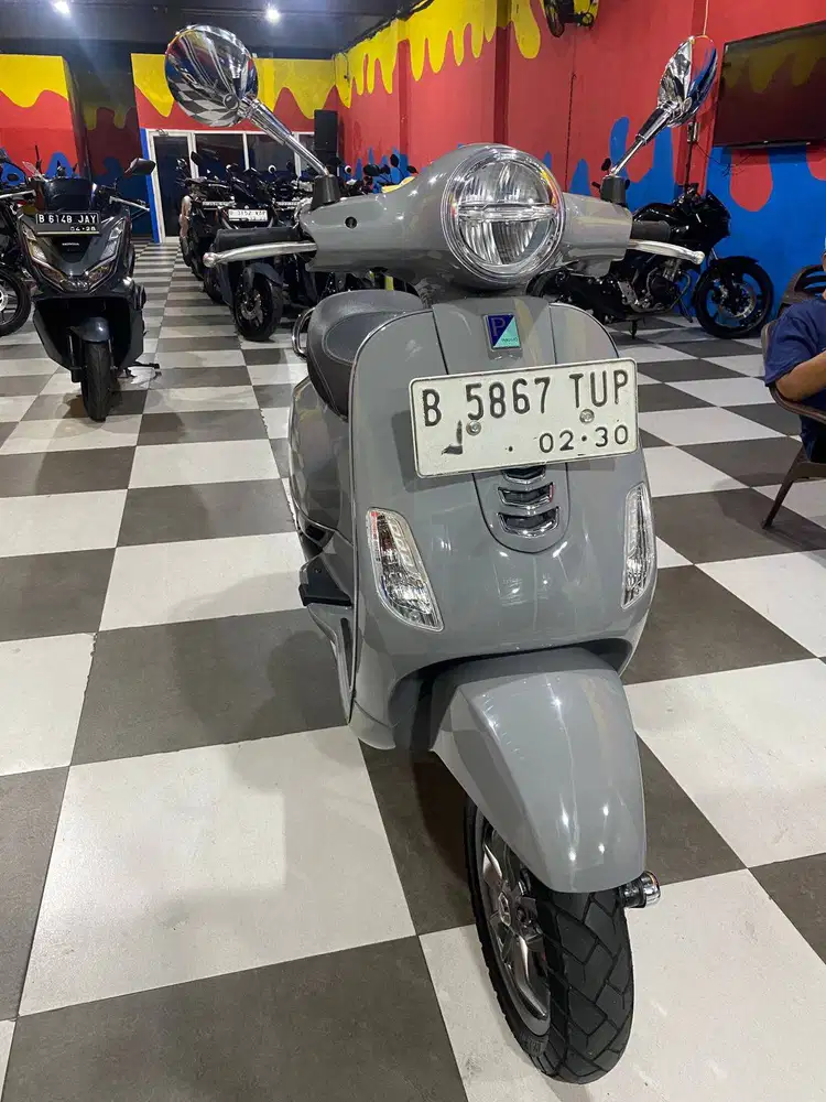 VESPA LX 126 I-GET TAHUN 2024 CASH KREDIT FREE BBN