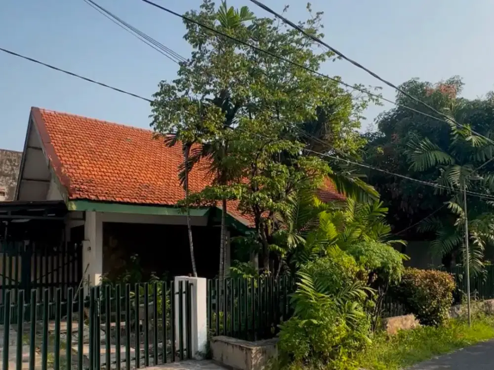 DIJUAL RUMAH DEKAT MALL CIPUTRA WORLD SURABAYA