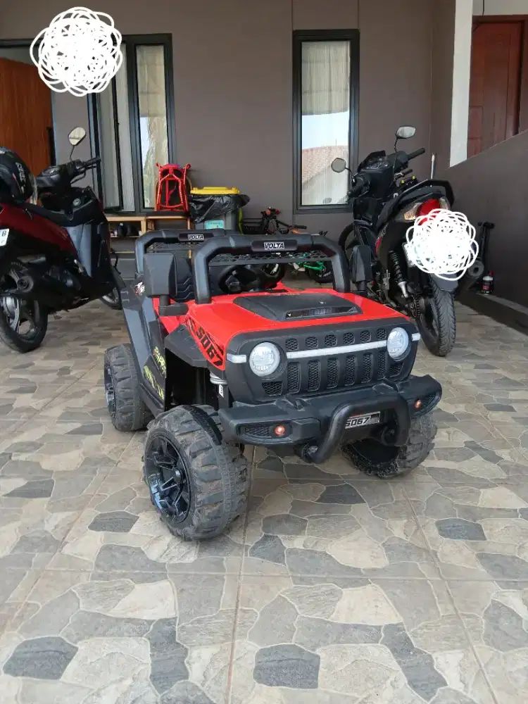 Mobil Aki Volta