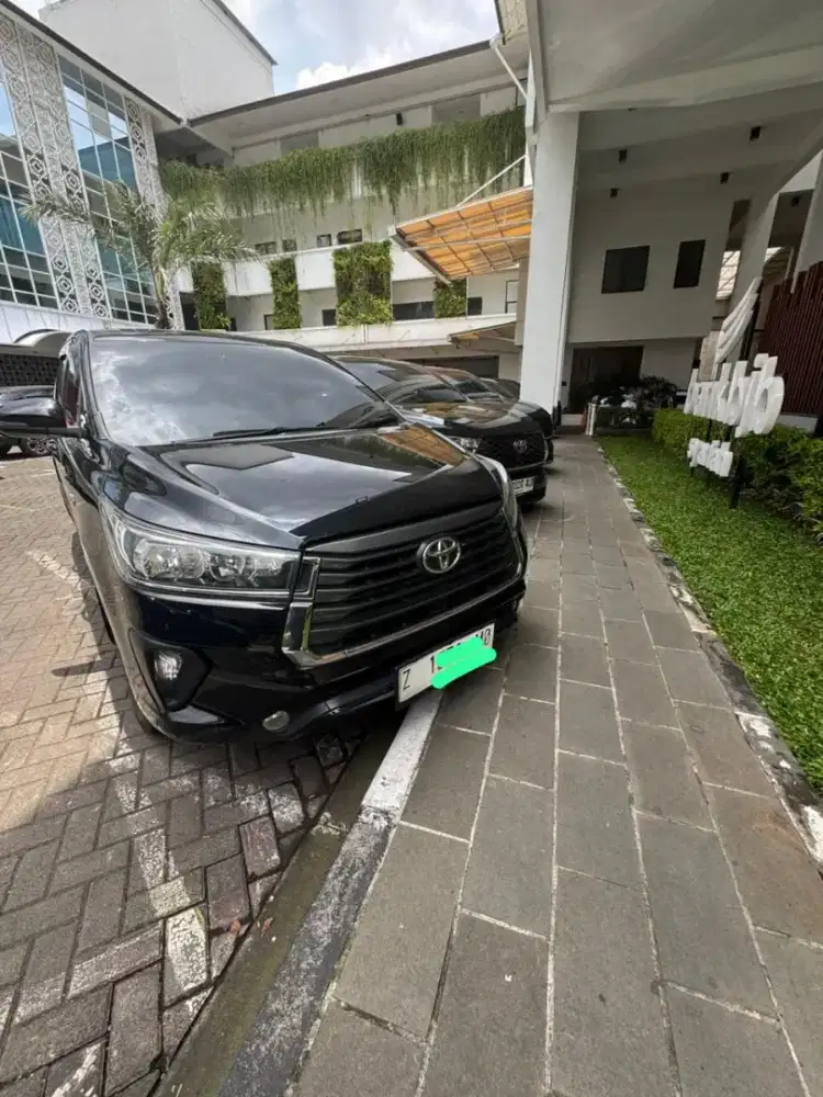 Innova reborn 2022 low kilometers