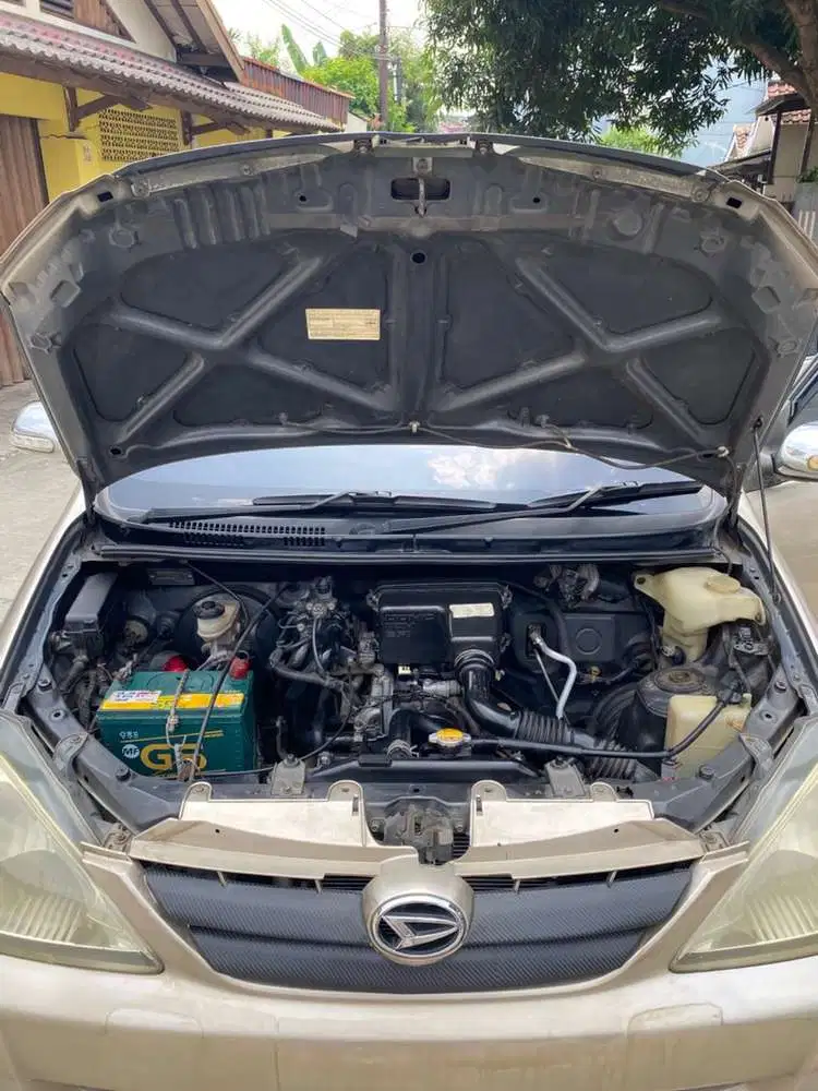 Daihatsu Xenia 2005 Bensin