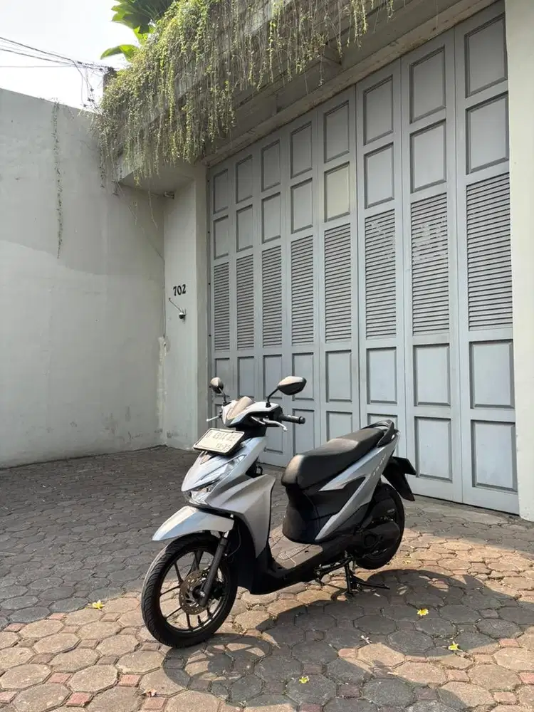 Honda Beat Deluxe 2024 Silver Gen 2