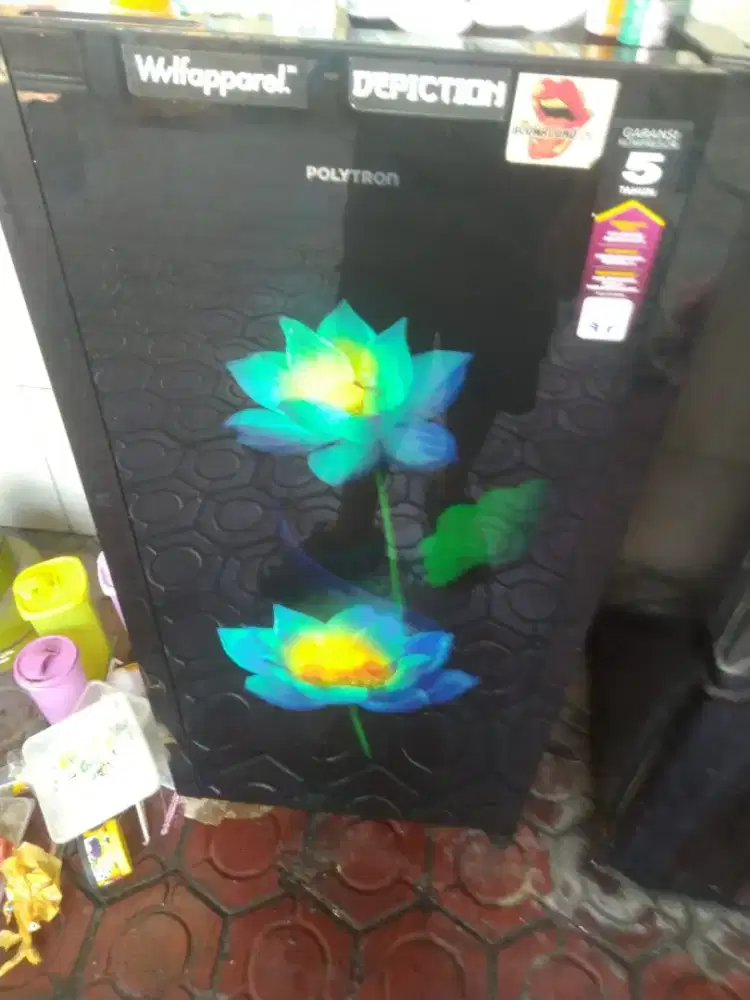 Kulkas Polytron 1 pintu