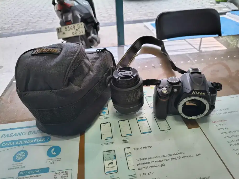 Camera DSLR NIKON D3000 seken second