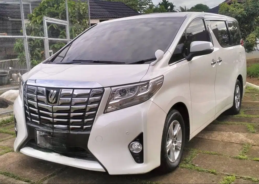 Toyota Alphard 2.5 X AT 2015 Putih