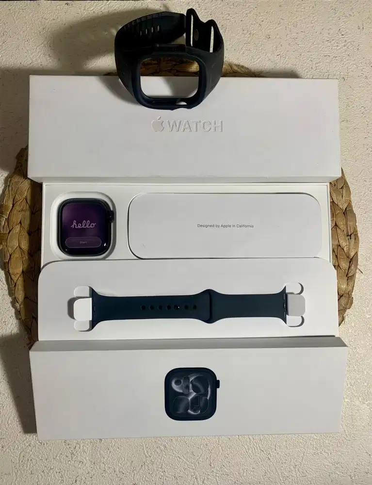 Apple Watch 11 46mm IBOX GARANSI JUNI 2027 LIKE NEW Malang Batu
