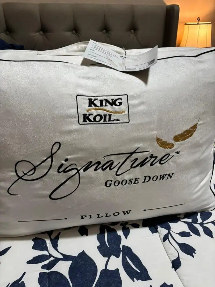 Bantal bulu angsa king koil goose down