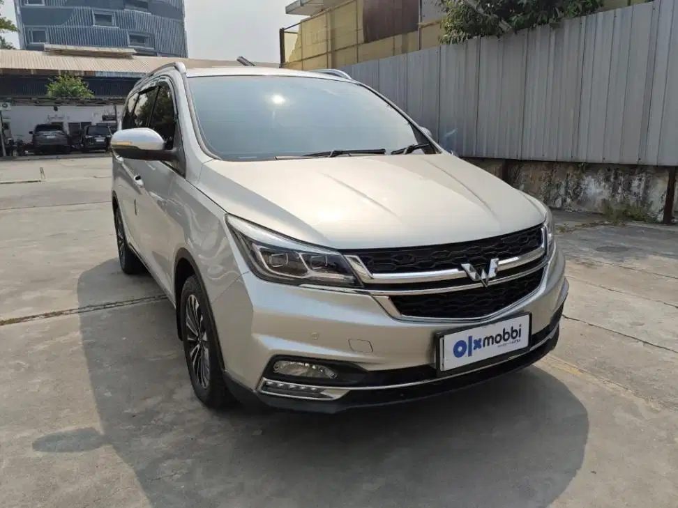 Pajak Panjang - Wuling Cortez 1.5 LT Lux Bensin-AT 2022