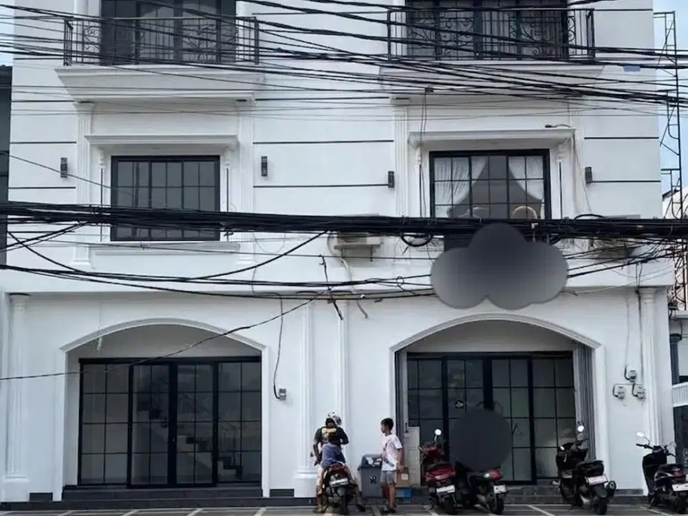 Ruko 3 Lantai di Jagakarsa Jakarta Selatan. Bagus dan Strategis