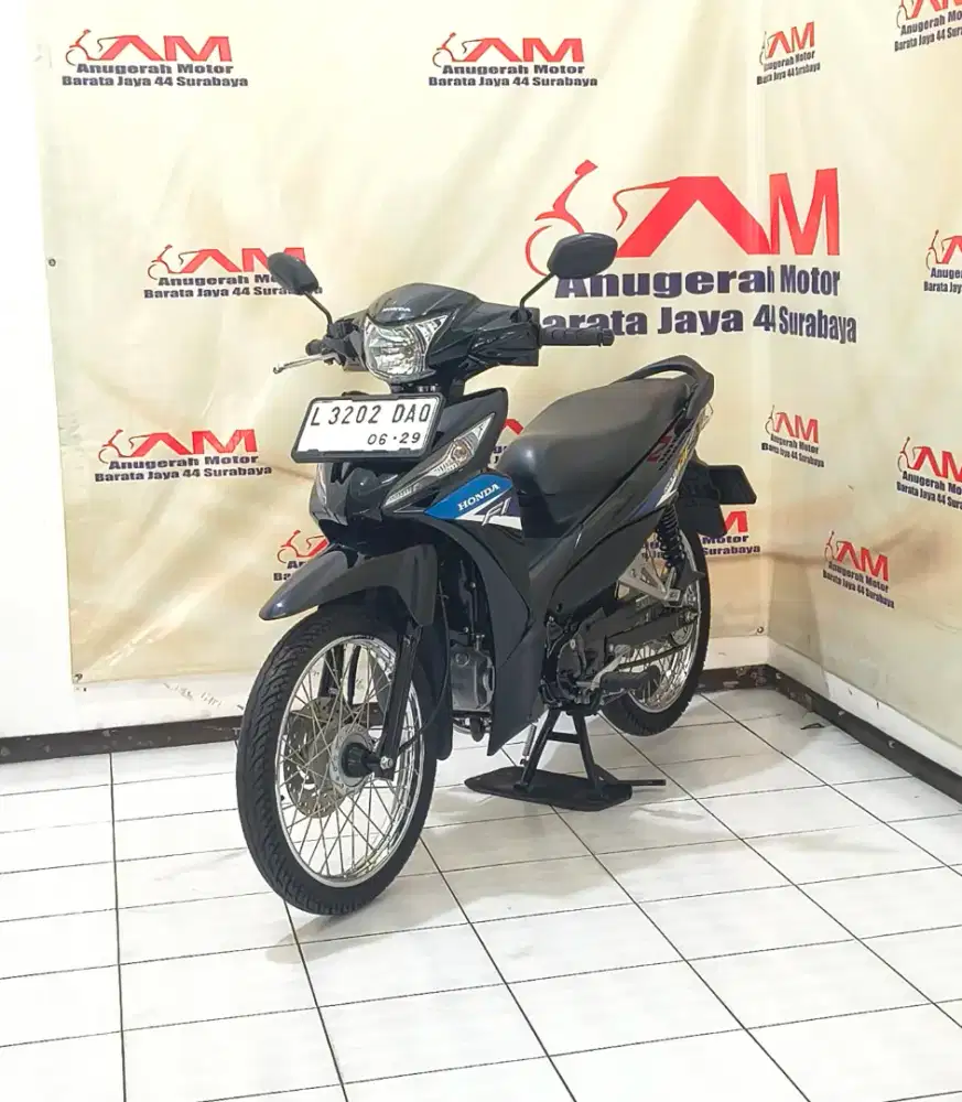 Honda Revo fit Tahun 2024 warna Hitam