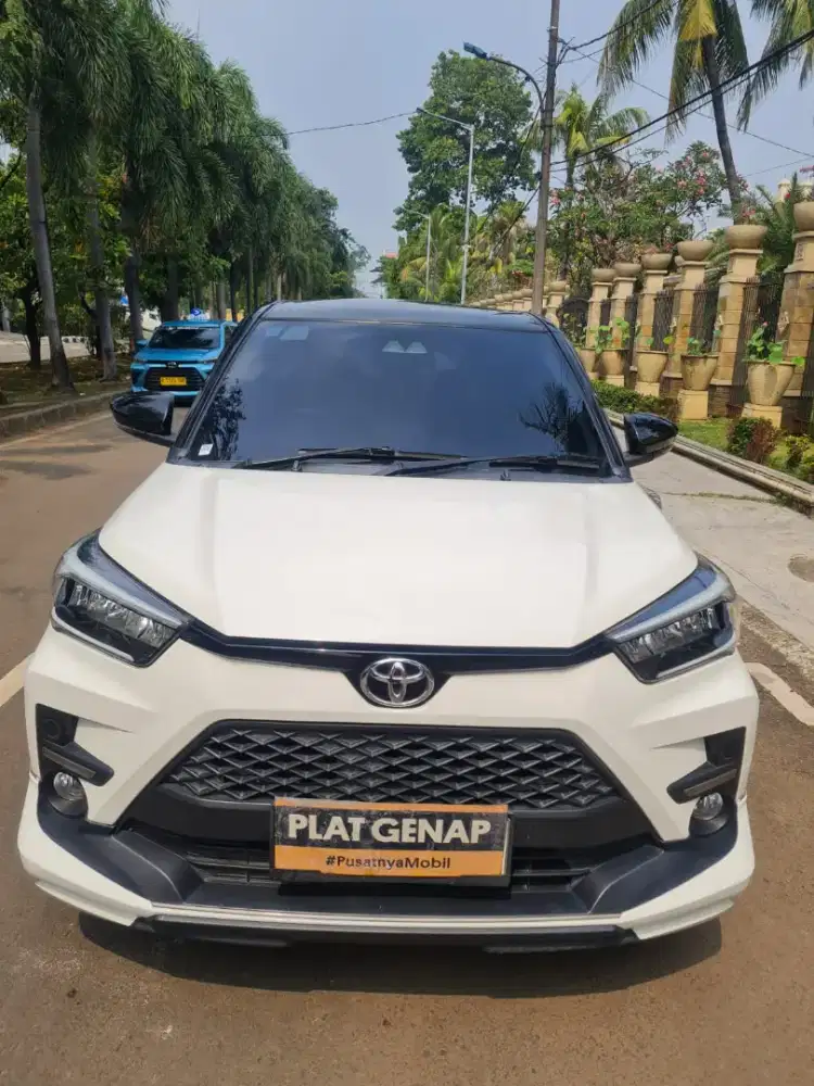 Raize 1.0 GR Sport CVT 2022 Putih Terlaris Yuk Cek Segera