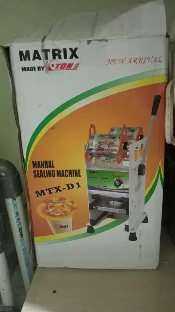Di jual alat press gelas plastik