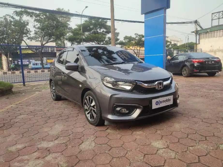 KM Rendah - Honda Brio Satya 1.2 E Bensin-AT 2021