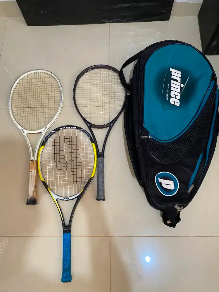 Raket tenis dan tas prince
