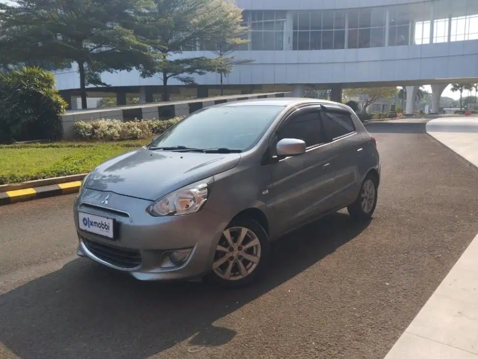 DP MURAH Mitsubishi Mirage 1.2 GLS Bensin-AT 2015 Abu-Abu CTFGB