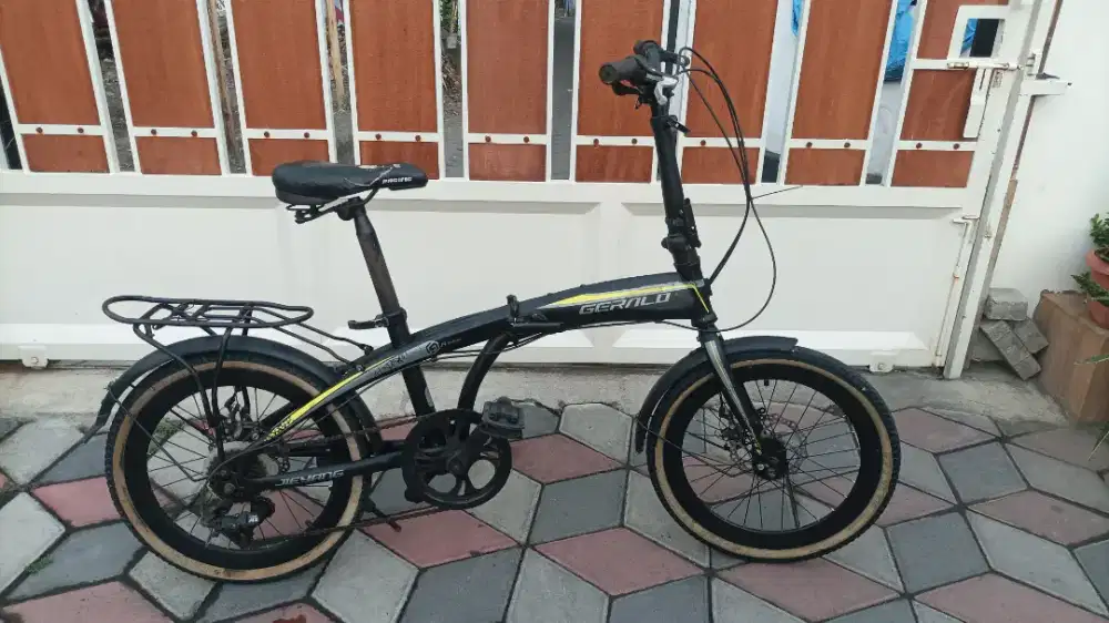Sepeda lipat gerald siap gowes keliling desa