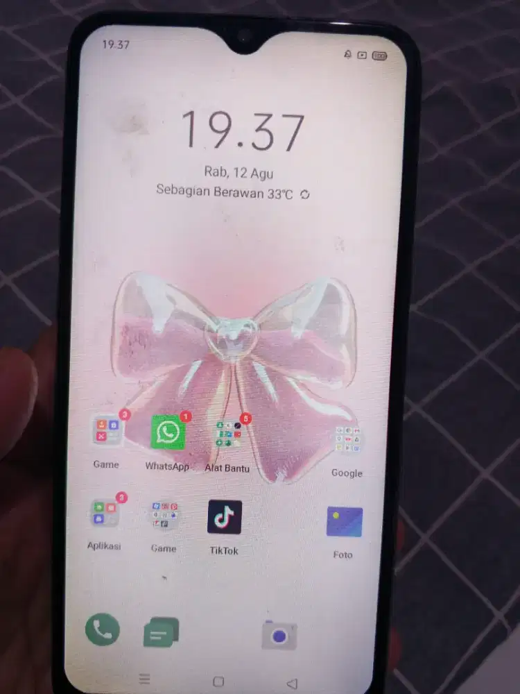 Realme 3 ram 4 64