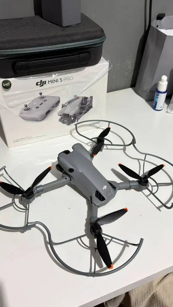 DJI Mini 5 Pro (Very very like new)