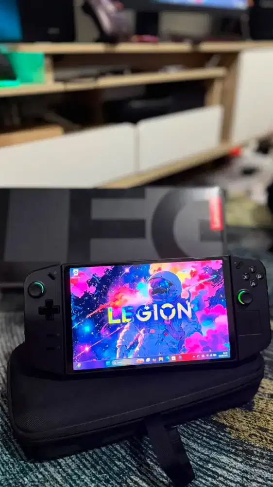 Lenovo Legion Go Z1 Extreme 16/512GB