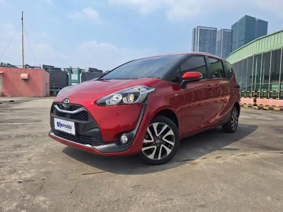 Pajak Panjang - Toyota Sienta 1.5 V Bensin-AT 2021
