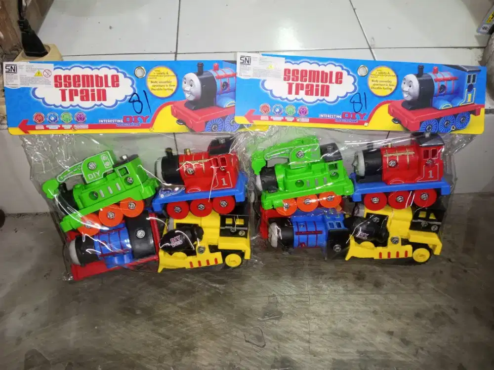 Mainan Anak Kereta Thomas obeng isi 4