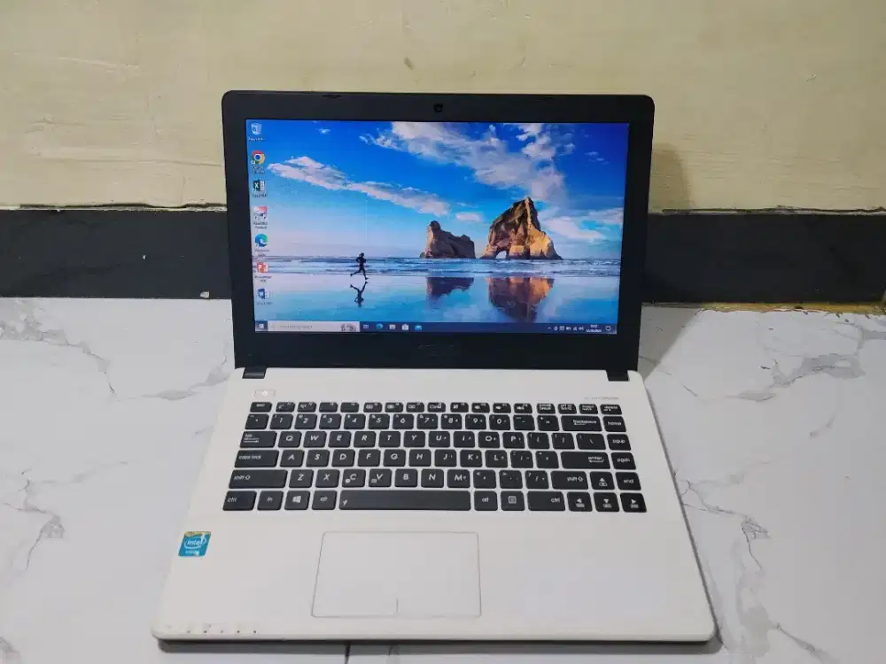 Jual laptop asus X453 celeron RAM 4 GB HDD 500 GB