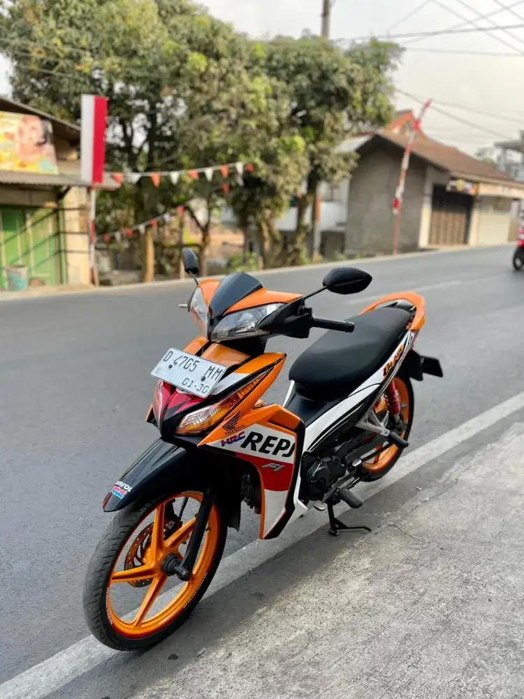 Honda Blade 125 inject 2014 mulus siap pakai