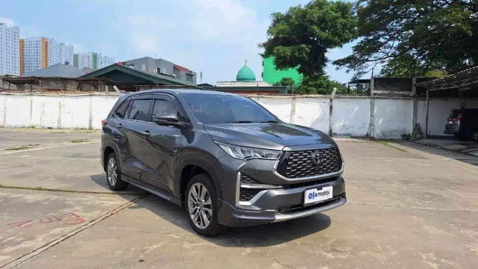 Toyota Kijang Innova 2.0 Zenix Q HV CVT TSS Modellista Hybrid-AT 2023