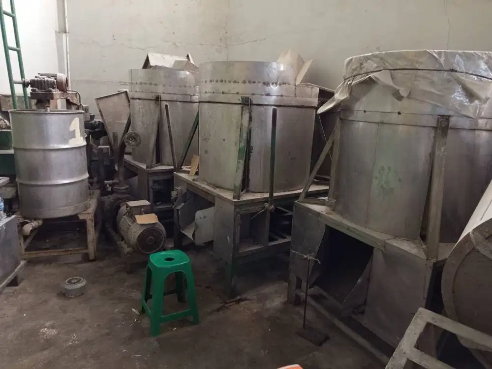Mesin Spinner 25 kg