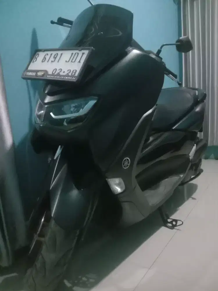 Motor new NMAX connected keyless 2023