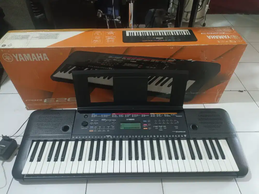 Keyboard YAMAHA PSR E 263 E263 Casio Roland Korg