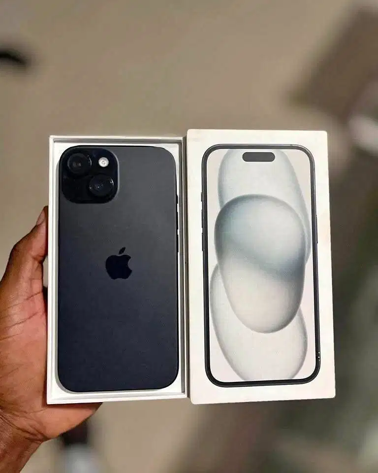 Iphone 15 Plus Black 128GB Ex iBox like new+banyak Case