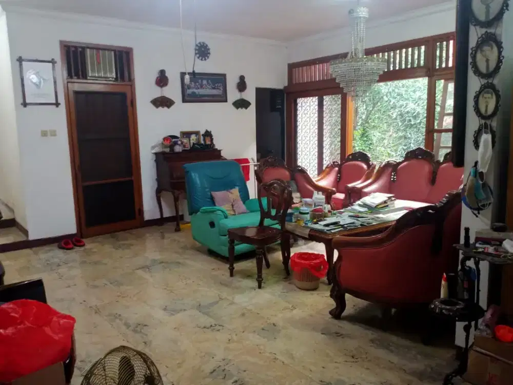 Dijual Rumah Bangunan Timur Kayu Putih