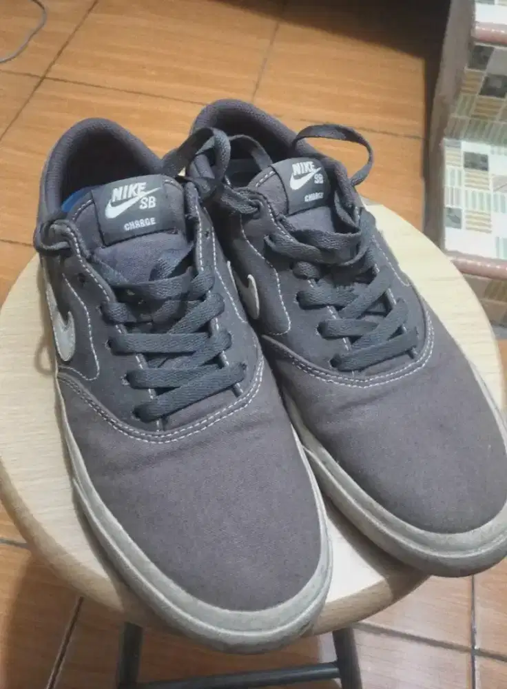 Jual Nike SB Charge ori second size 40,5 (25,5cm)