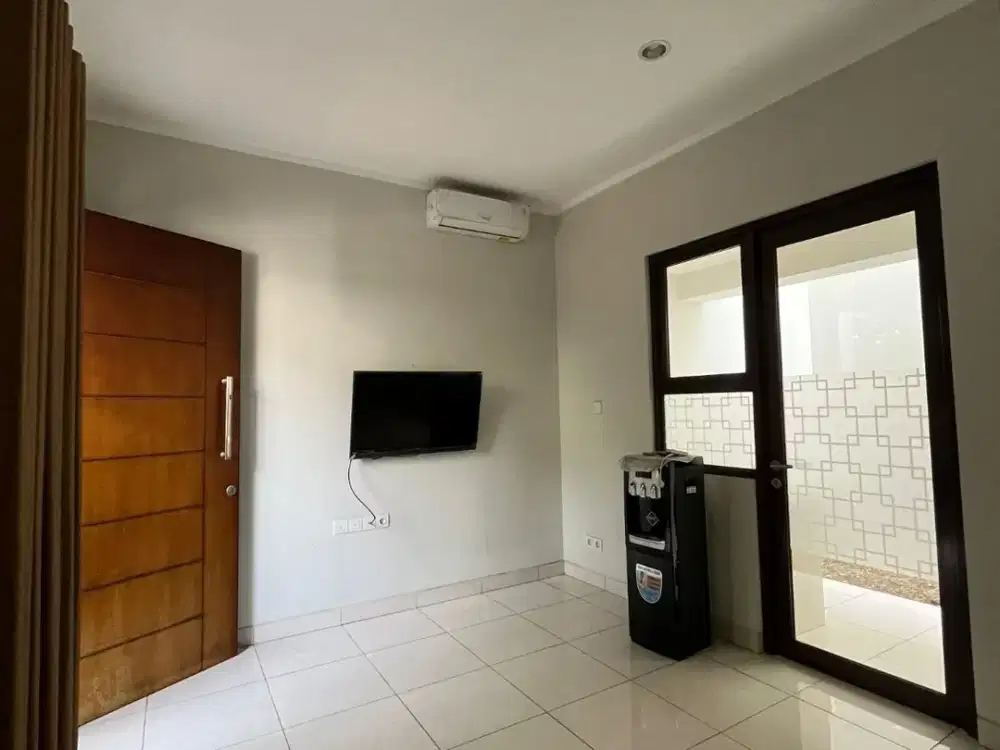 DIJUAL CEPAT! Rumah Cantik Siap Huni 2 Lantai di Cluster Burgundy Summarecon Bekasi