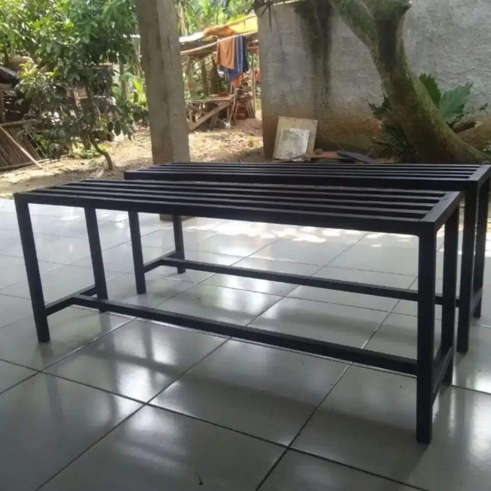 Jual kursi besi kuat dan kokoh harga 350.000 saja !