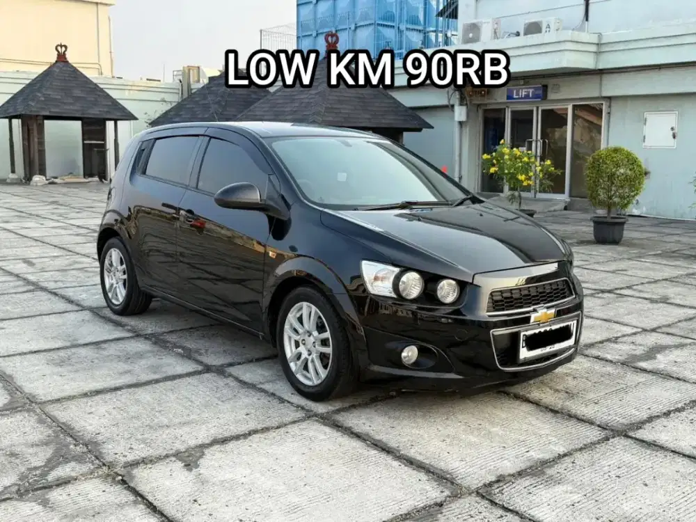 CHEVROLET AVEO LT 2012