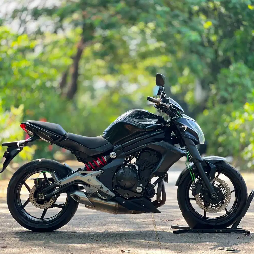 KAWASAKI ER6N 650 HITAM 2012 KM 20K PAJAK PANJANG SIAP GAS TOURING