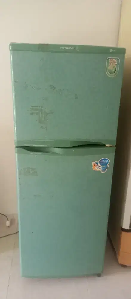 Kulkas LG 2 pintu type GR 212-SV