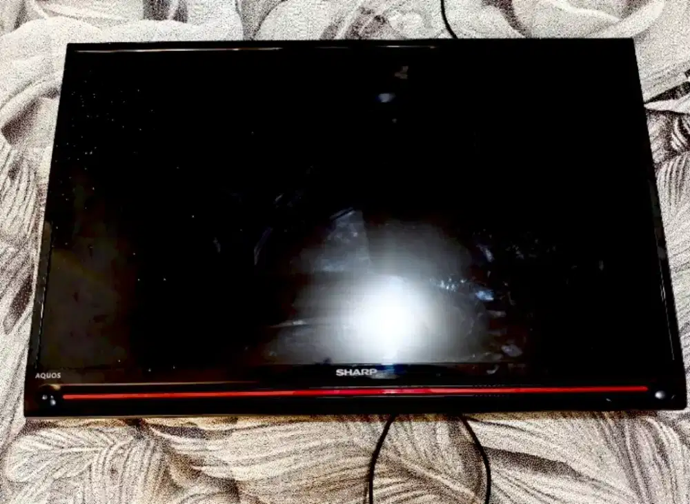 TV LED Sharp 32 Inci HDMI Fisik Mulus Kondisi Mati