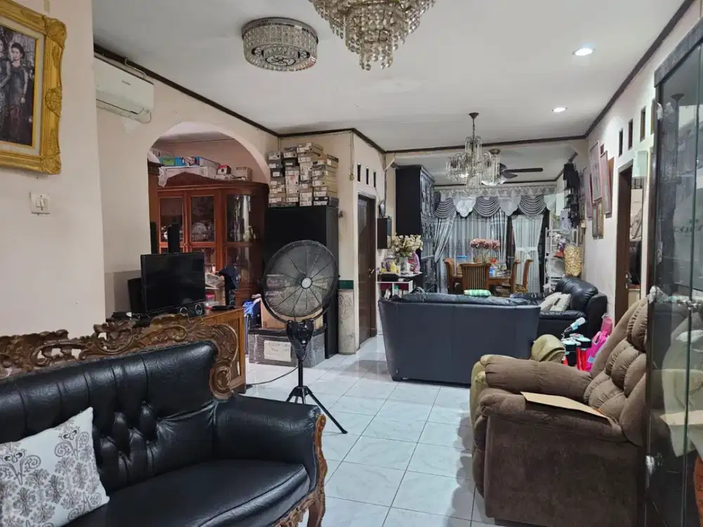 Harga 2,5 M Nego! Rumah Hook Super Luas, Bebas Banjir, Carport 6 Mobil di Pulogebang Jakarta Timur