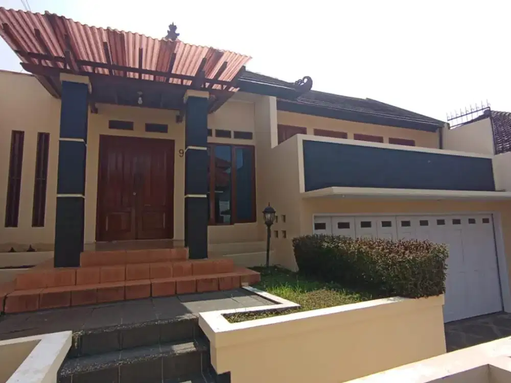 Dijual Rumah Mewah Siap Huni Area Cigadung Bandung