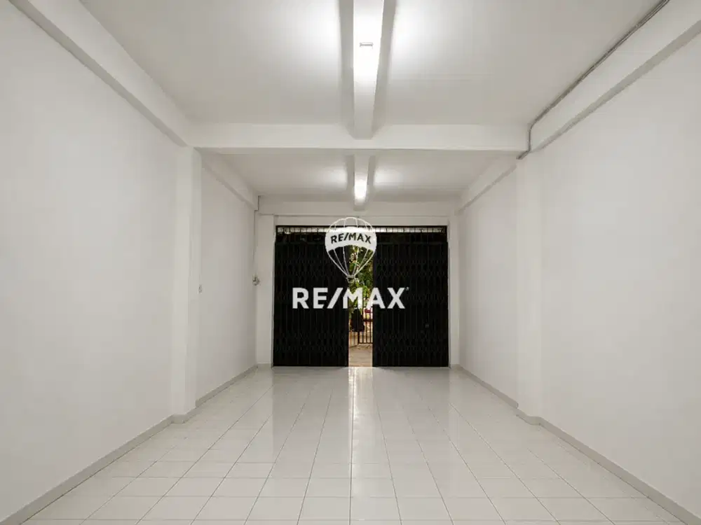 Harga menangis dijual cepat dibawah NJOP ruko besar dan luas dengan lokasi strategis di JL. Alaydrus