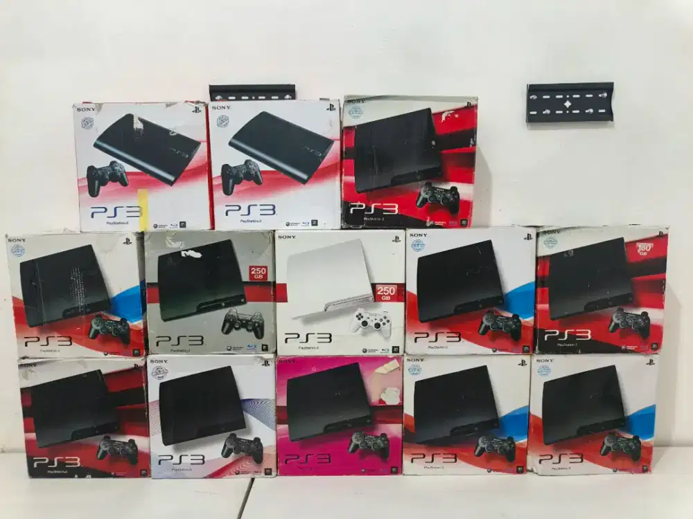 PS 3 , PS 4 , PS 5 , kondisi second like new , lengkap dus