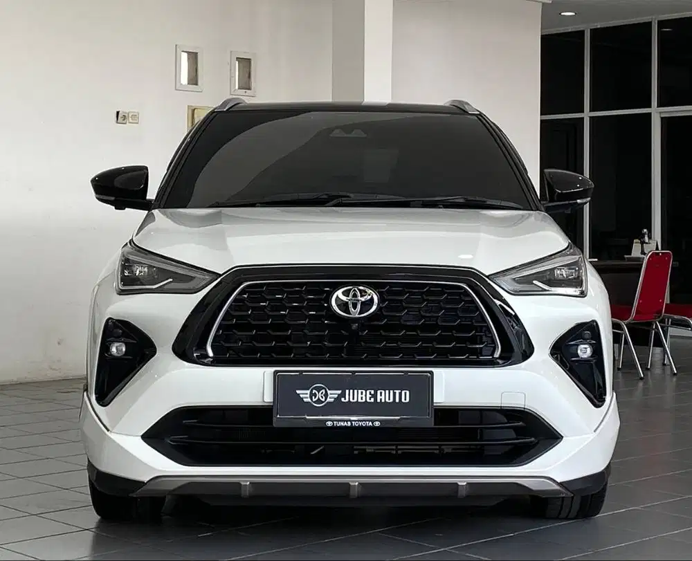 LIKE NEW LOW KM 14RB TOYOTA YARIS CROSS 1.5 S GR HYBRID TSS 2024